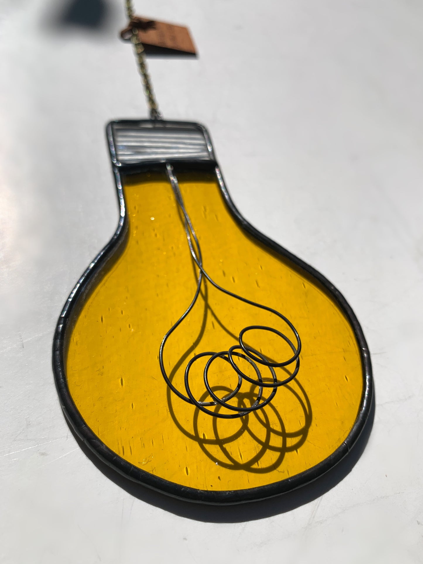 Vintage Lightbulb • Round