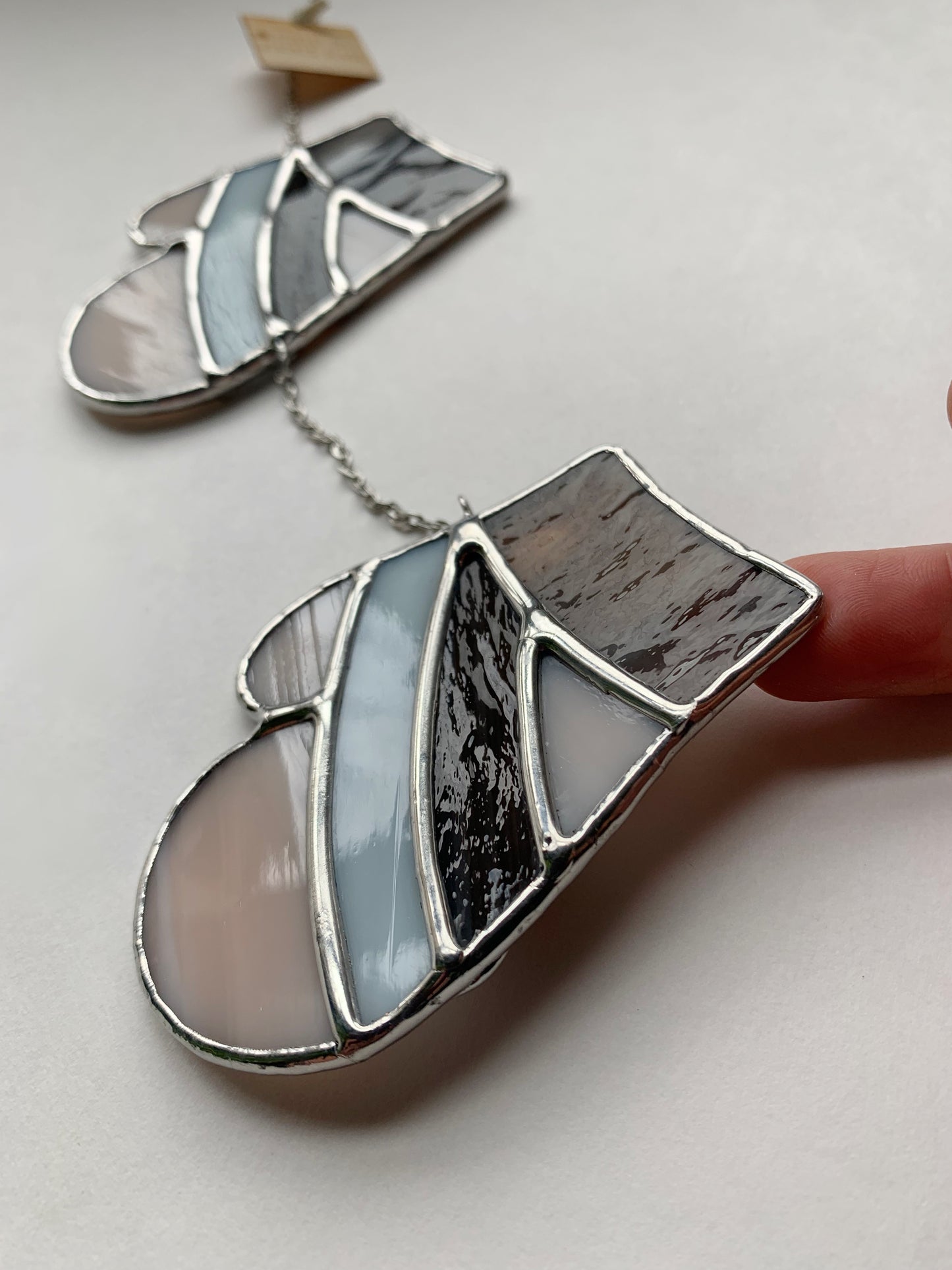 MADE TO ORDER • Mitten Mobile