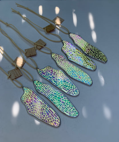 Dragonfly Hindwing • Iridescent Etched Clear